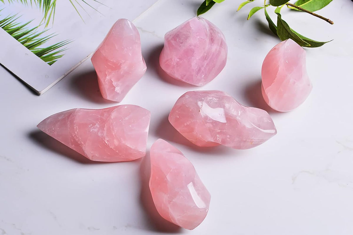 AMOYSTONE Large Rose Quartz Healing Stones Large Crystals Tower Flame Shaped Stone Energy Meditation Home Decor 1.0-1.5LB