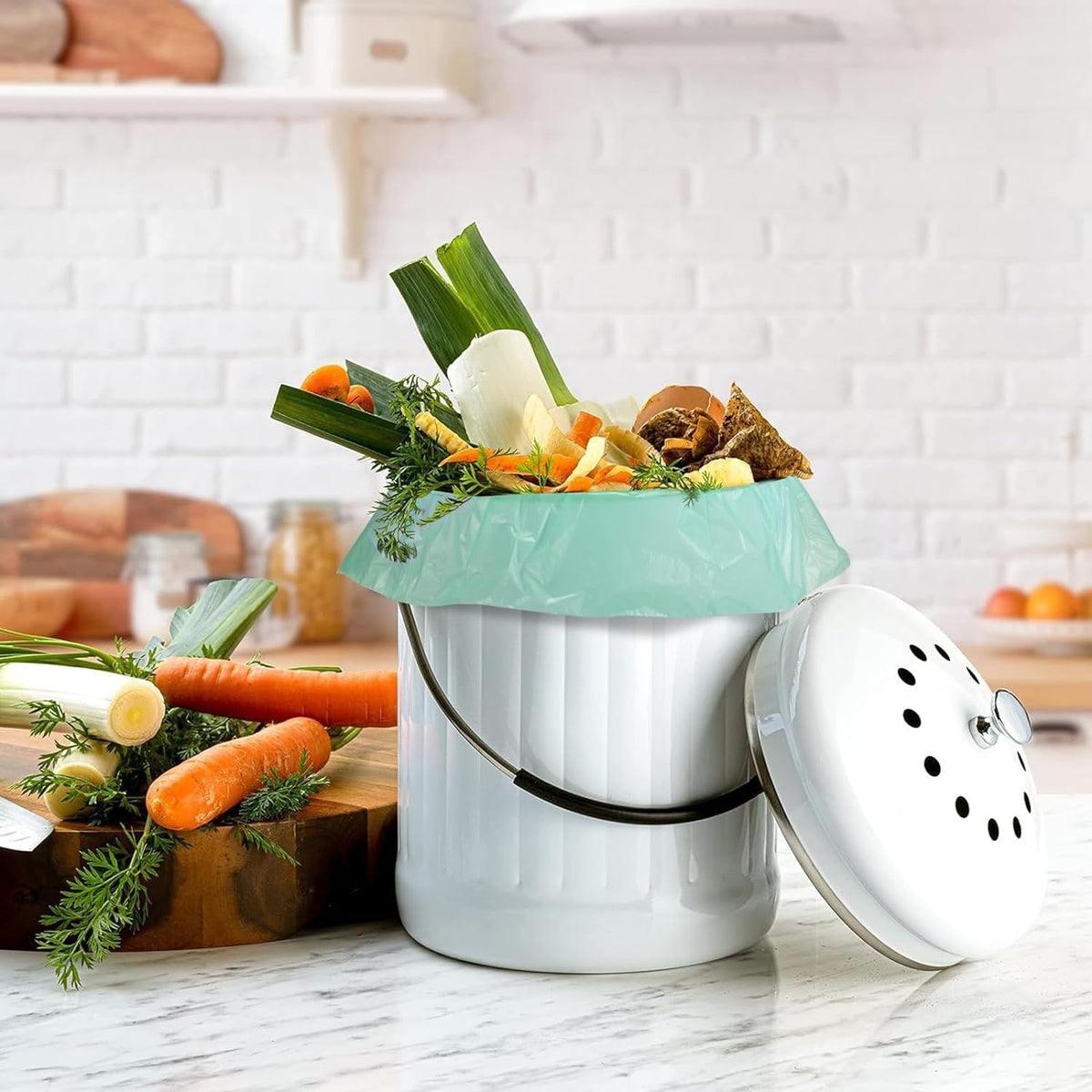 200 Counts AYOTEE Mini Trash Bags,1.2 Gallon Small Compostable Trash Bags,Strong Unscented Compost Bags, Fit 4.5-5 Liter Trash Can,1-1.5 Gallon