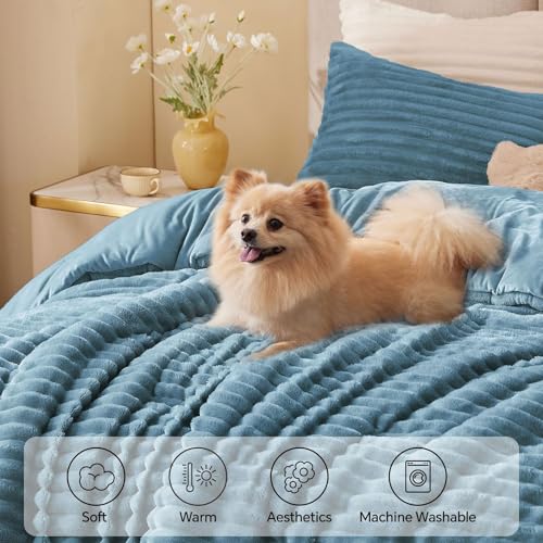 Fleece Full Comforter Set