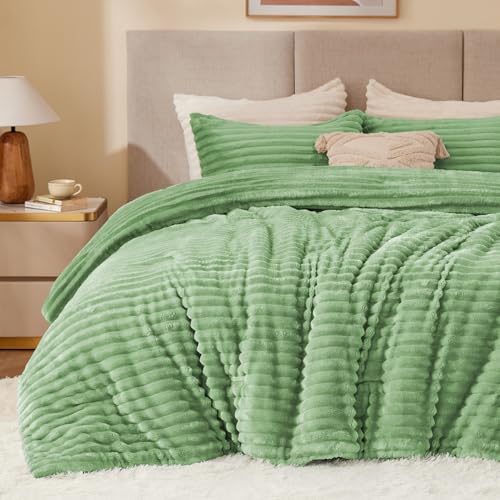 Fleece King Comforter Set