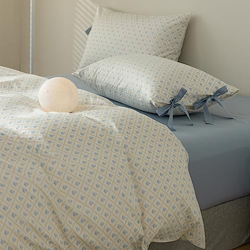 Blue Floral Comforter Queen Comforter Set Cute Blue Flower Bedding Comforter Set for Kids Girls Chic Floral Cottagecore Bedding Set Vintage Botanical Comforter with 2 Bowknot Bow Tie Pillowcases (3 Piece Set)