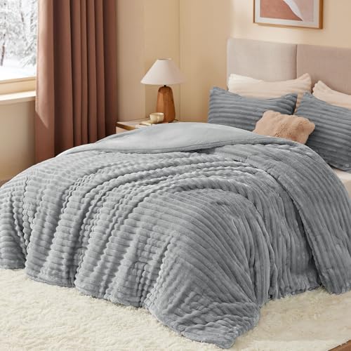 Fleece King Comforter Set