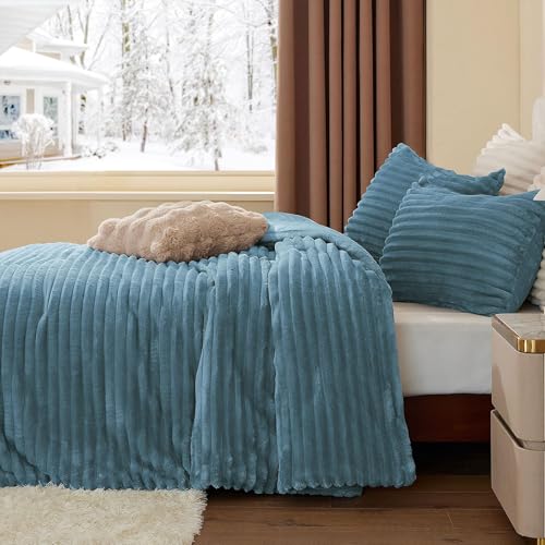 Fleece Full Comforter Set