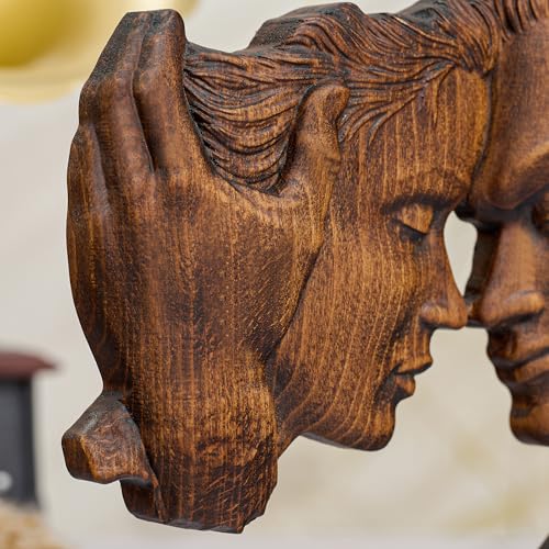 Wooden Kissing Couple Statue Home Decor Anniversary Wedding Gifts