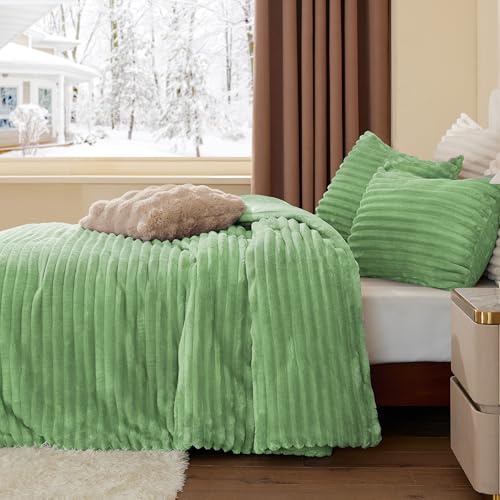 Fleece King Comforter Set