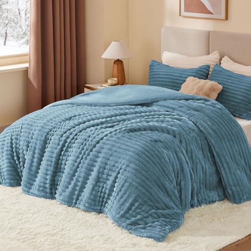 Fleece Full Comforter Set