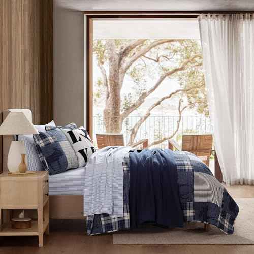 King Quilt Set with Shams