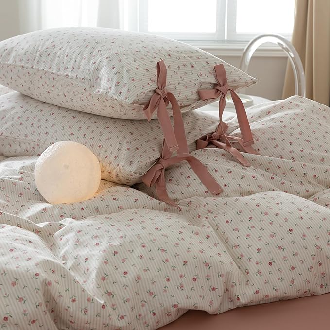 Girls Pink Floral Comforter Set Queen 3 Pieces Floral Cottagecore Bedding Comforter with 2 Bowknot Pillowcases Soft Fluffy Pink Stripes Bedding Set Aesthetic Cute Flowers Comforter Set for Girls Women