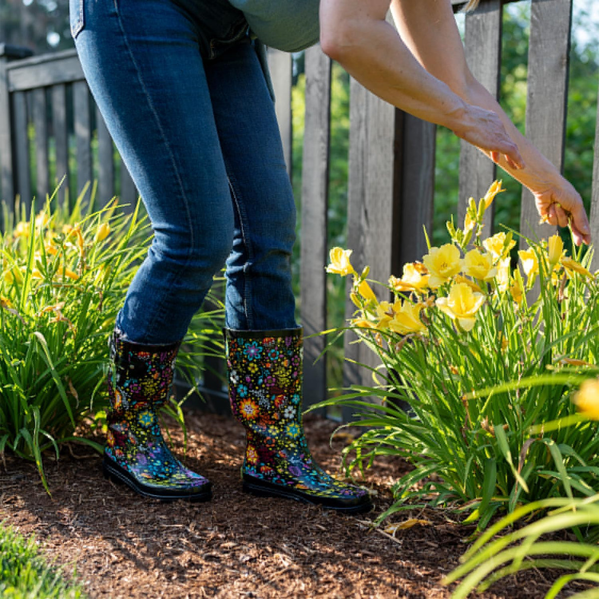Western Chief Women's Tall Waterproof Rain Boot Outdoor Garden Shoes