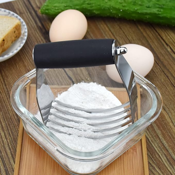 Dough Blender Heavy Duty Pastry Cutter Stainless Steel Butter Cutter Professional Baking Tool For Mixing Flour Butter (Black)