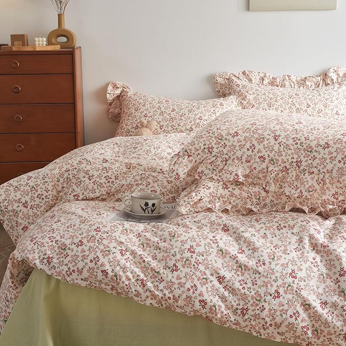 Girls Floral Comforter Set Twin XL Pink Red Flower Comforter Boho Vintage Floral Bedding Comforter with 2 Ruffle Pillow Shams Botanical Bedding Cottagecore Comforter Set Twin XL Bed for Teens Girls