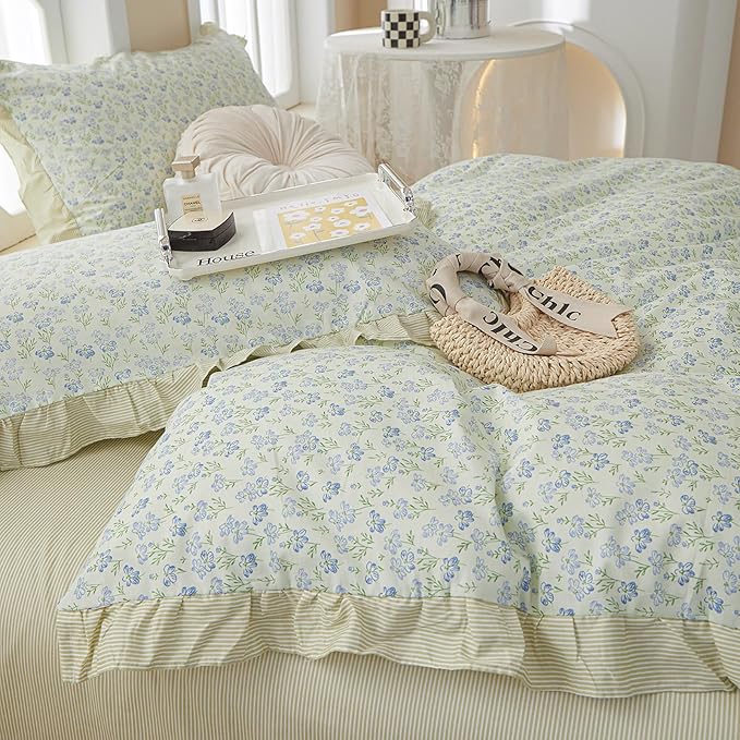 Green Ruffle Comforter Set Full Size Girls Blue Flowers Comforter Fluffy Soft Vintage Floral Bedding Set Cottagecore Botanical Floral Comforter Set with 2 Ruffle Lace Pillowcases for All Seasons