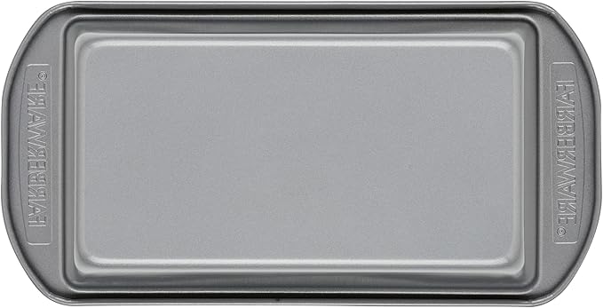 Farberware Nonstick Bakeware 9-Inch x 5-Inch Loaf Pan, Gray