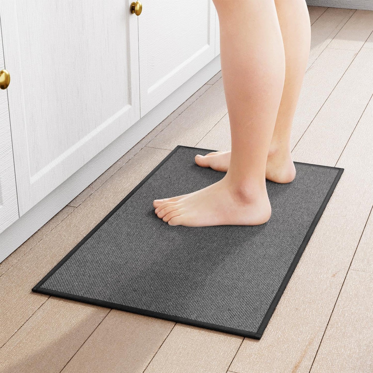Kitchen Mat 1 PCS, Cushioned Non Slip Rugs for Kitchen Floor, Absorbent Runner Comfort Standing Mats Washable for Kitchen, Office, Home, 17.3"x30" (Black)