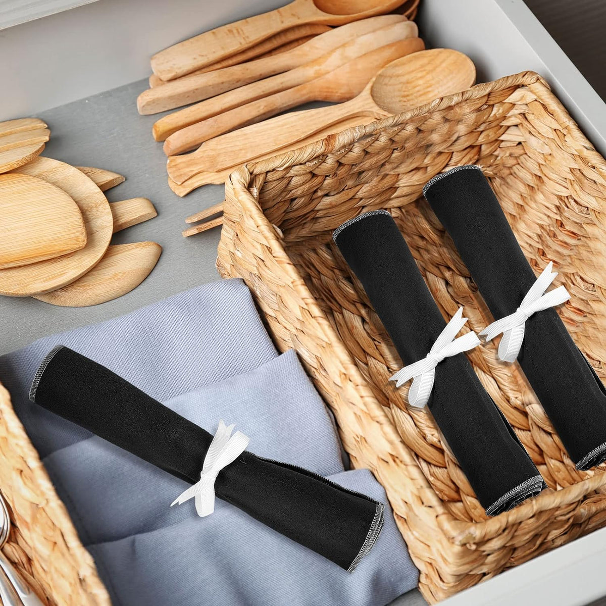 Hillban 6 Pcs Anti Tarnish Silver Storage Bags Silver Storage Cloth Felt Flatware Organizer Anti Tarnish Protector Bags Place Setting Roll with White Ribbon for Kitchen Cutlery Utensils (Black)