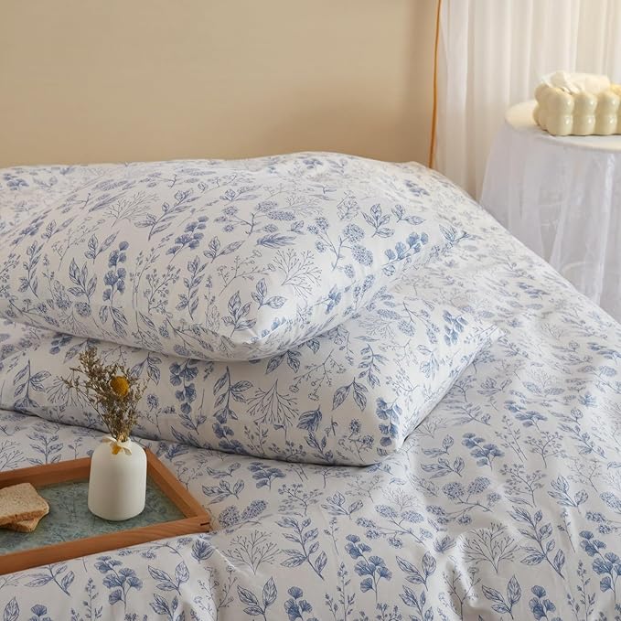 Blue Floral Comforter Set Full Size White Soft Microfiber Bedding Set Soft Fluffy Vintage Garden Style Botanical Comforter Set for Girls Women Cottagecore Flowers Boho Comforter with 2 Pillowcases