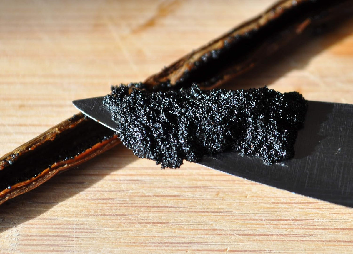 1/2 LB Vanilla Beans - Whole Extract Grade B Pods for Baking, Homemade Extract, Brewing, Coffee, Cooking - 8 Ounces | (Tahitian)