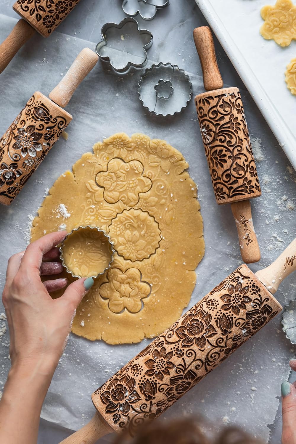 LOTUS embossing rolling pin with Lotus flower Pattern. Dough roller for embossed cookies and Pottery by Algis Crafts
